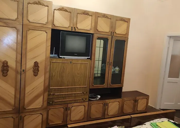 On Sheptytskyh 27 利沃夫