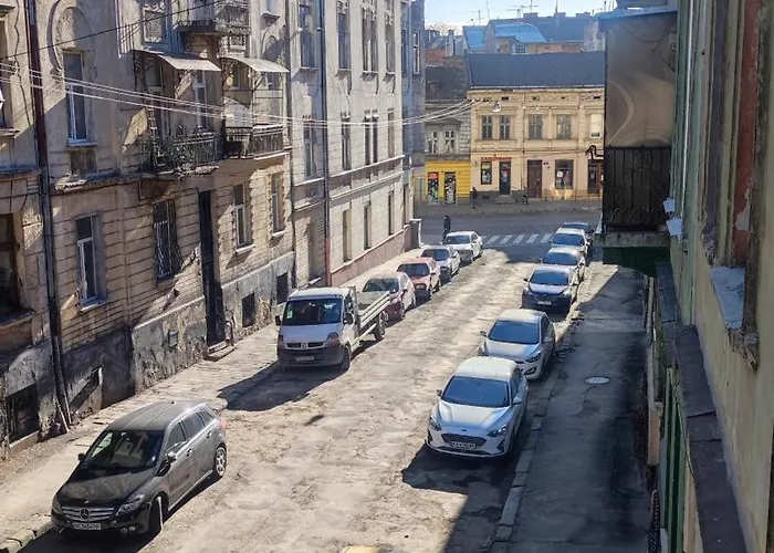 On Sheptytskyh 27 Lägenhet Lviv